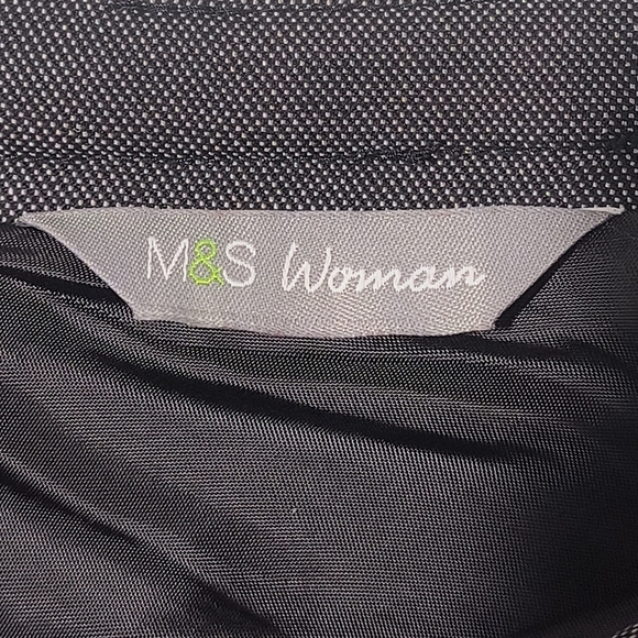 Marks & Spencer Women's 14 Black & Grey Pencil Skirt - Picture 7 of 9